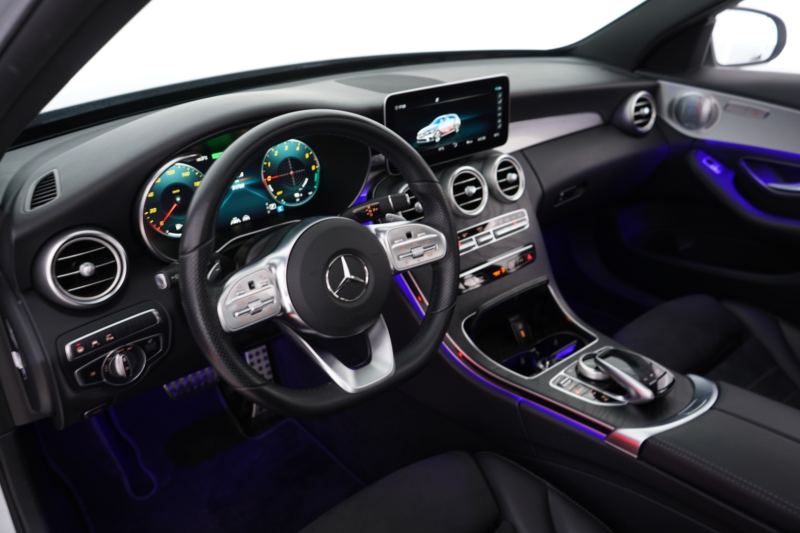 MERCEDES-BENZ C 2020