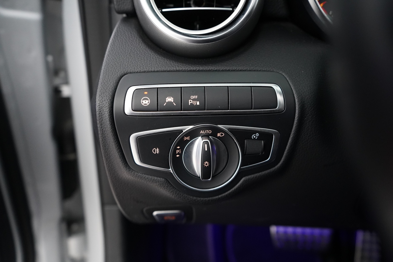 MERCEDES-BENZ C 2020