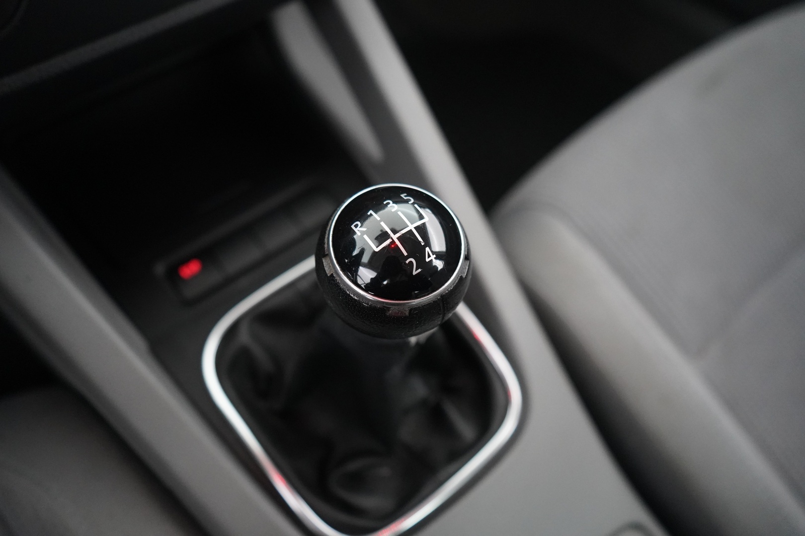VOLKSWAGEN Jetta 2005