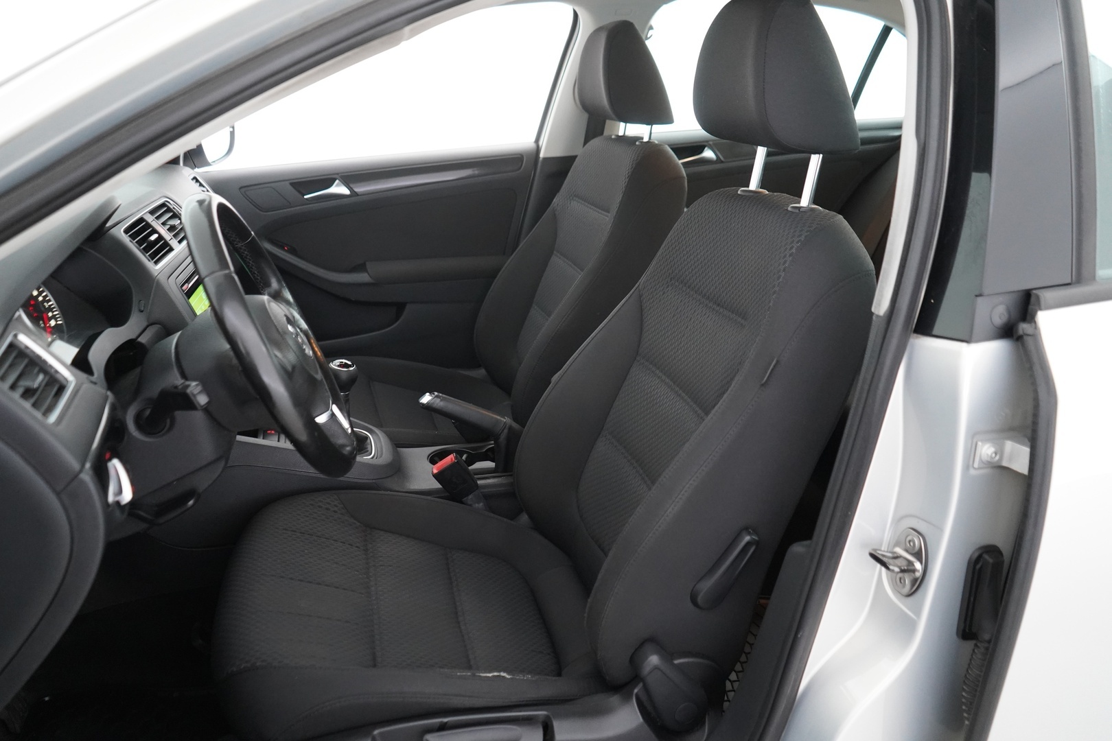 VOLKSWAGEN Jetta 2011