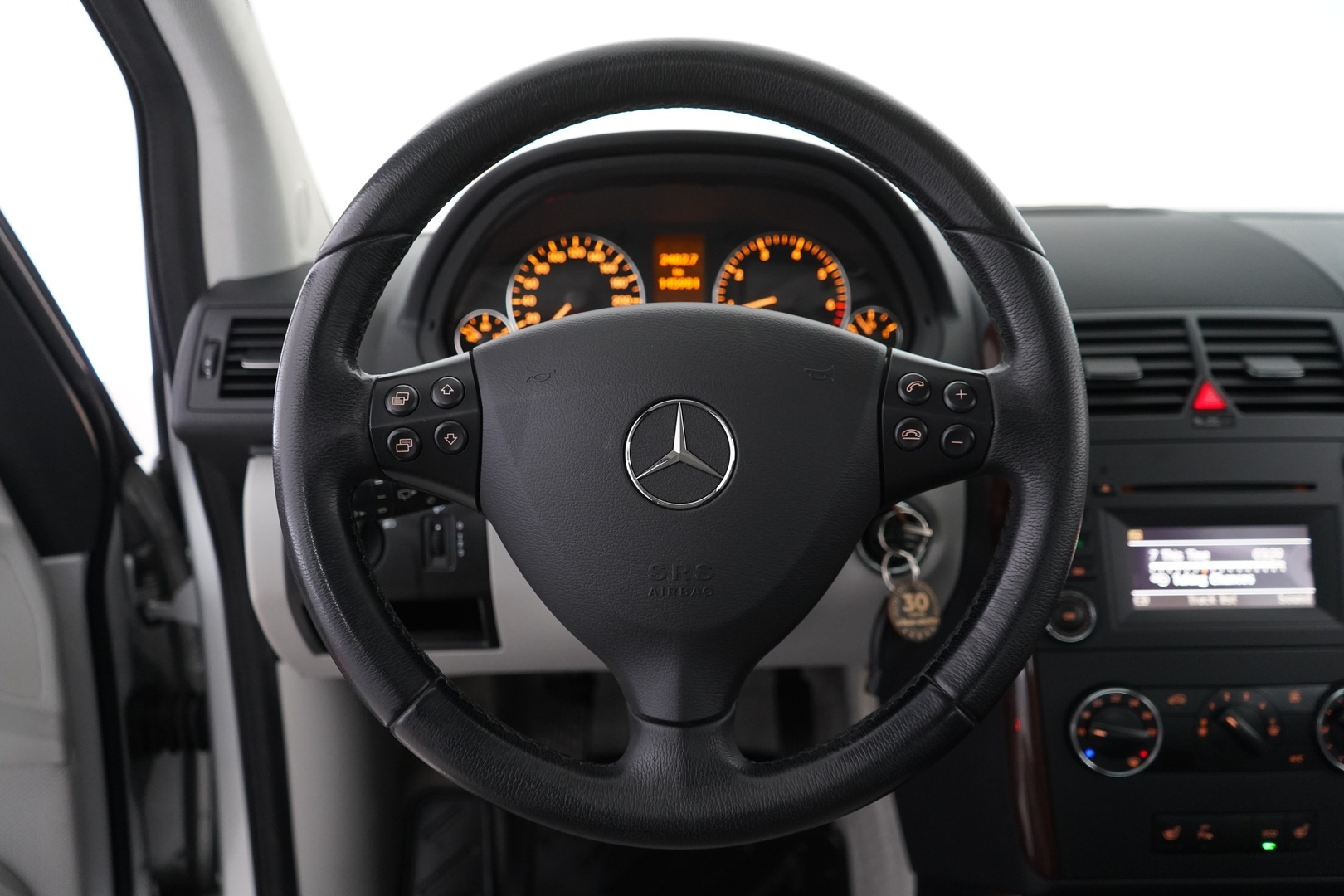MERCEDES-BENZ A 2012