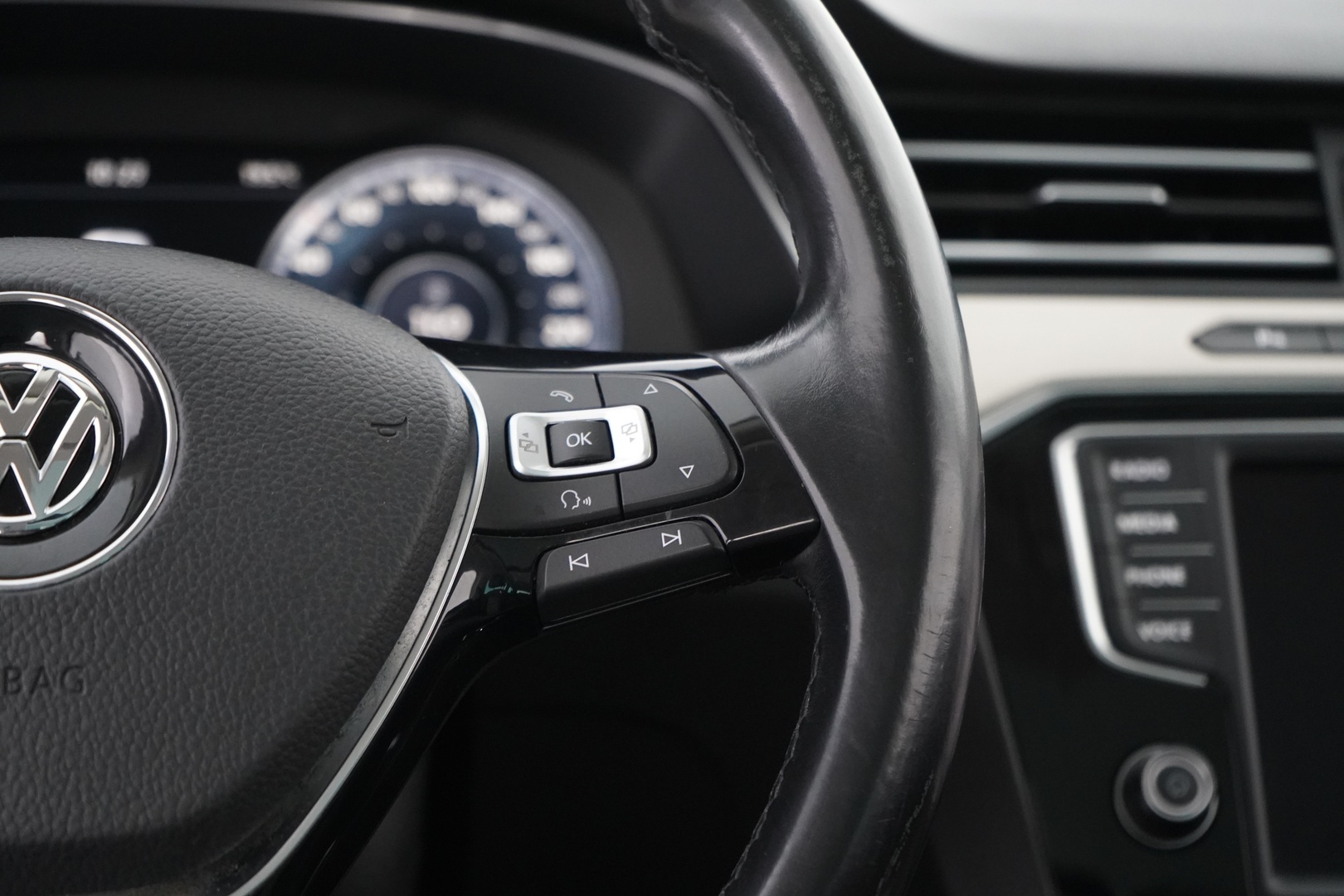 VOLKSWAGEN Passat 2015