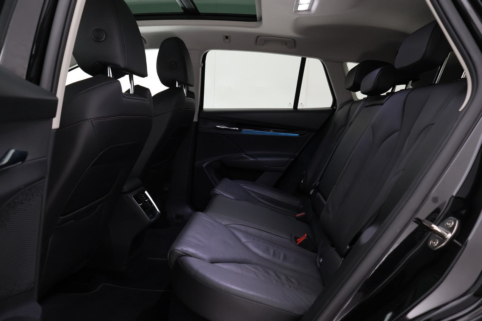 SKODA ENYAQ 2021