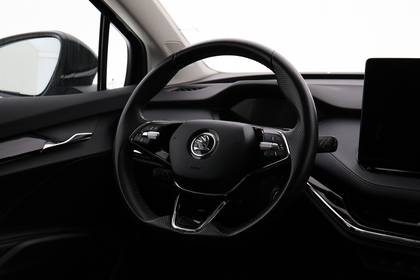 SKODA ENYAQ 2021
