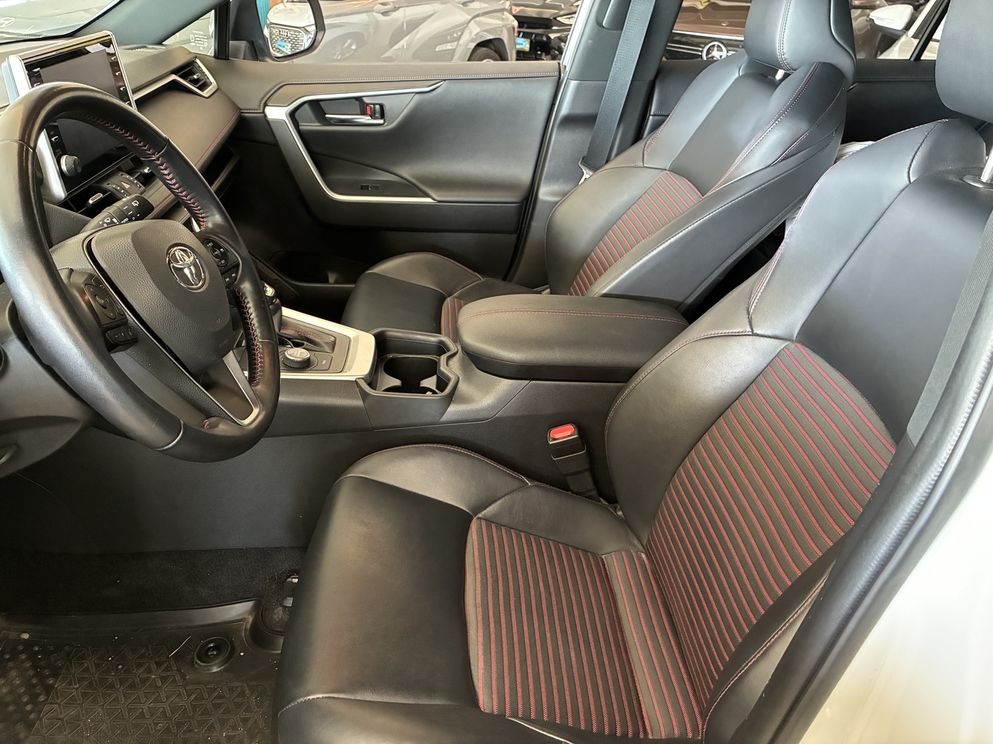 TOYOTA RAV4 PLUG-IN 2020