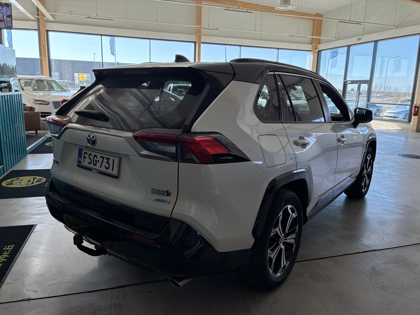 TOYOTA RAV4 PLUG-IN 2020