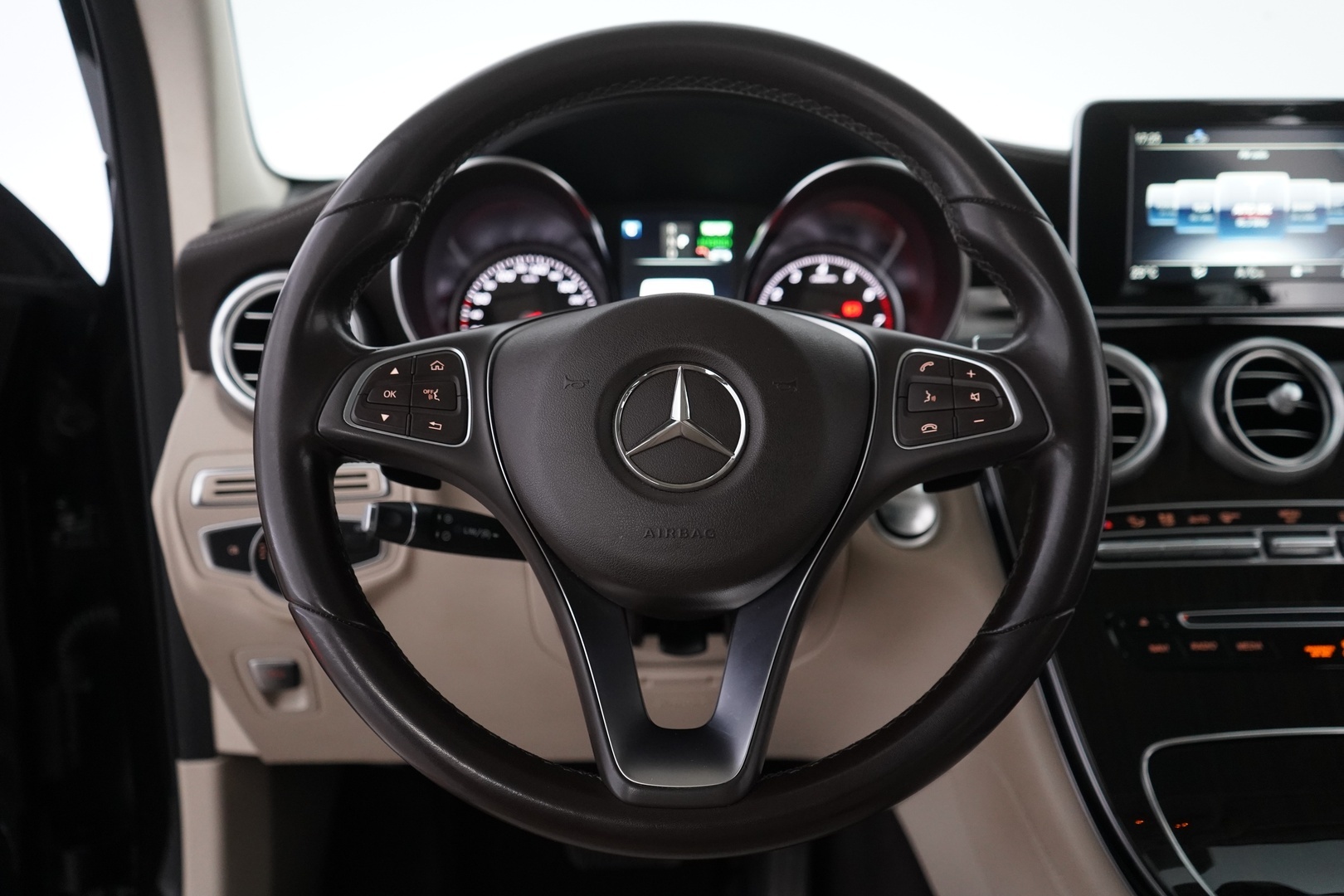 MERCEDES-BENZ GLC 2018