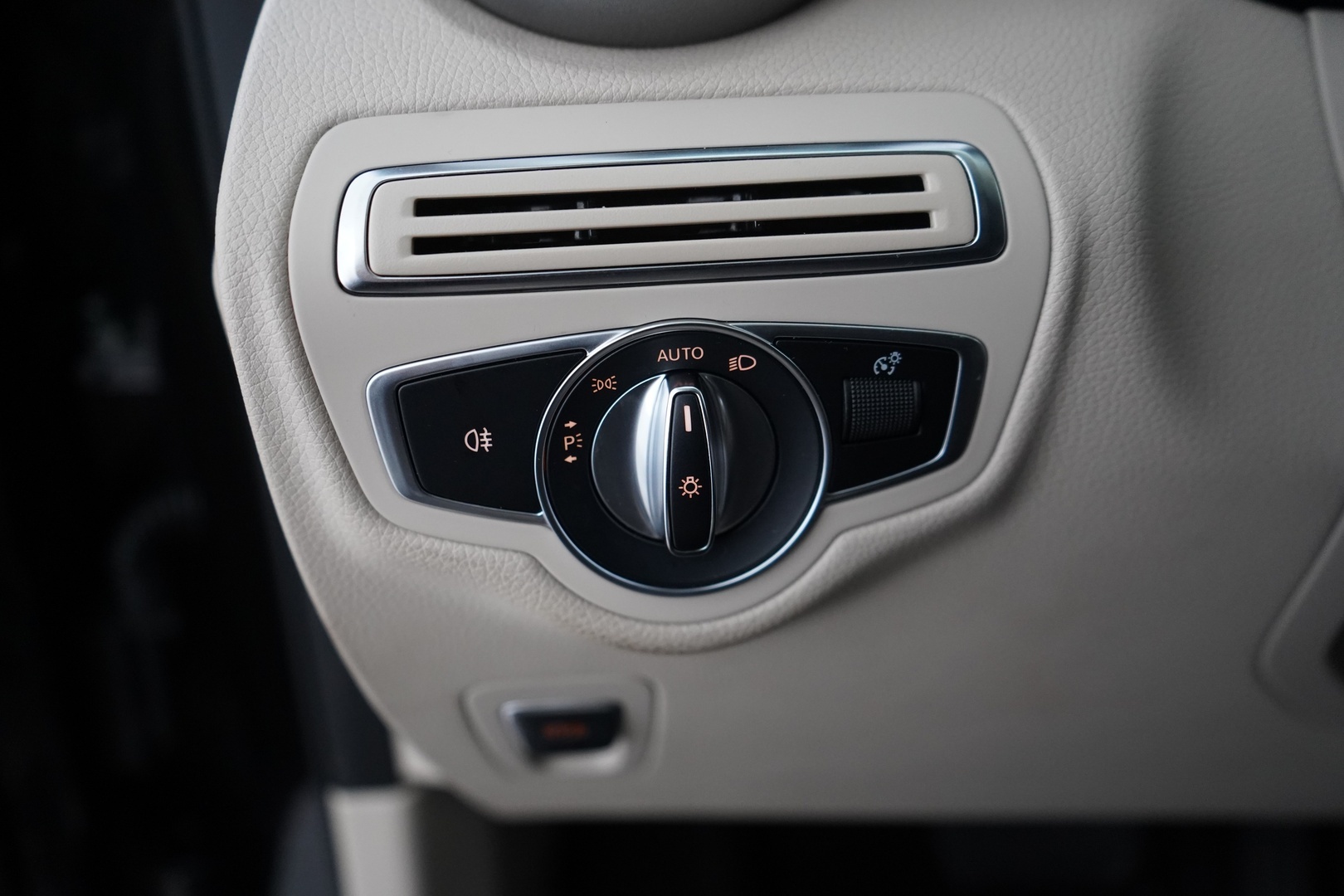 MERCEDES-BENZ GLC 2018