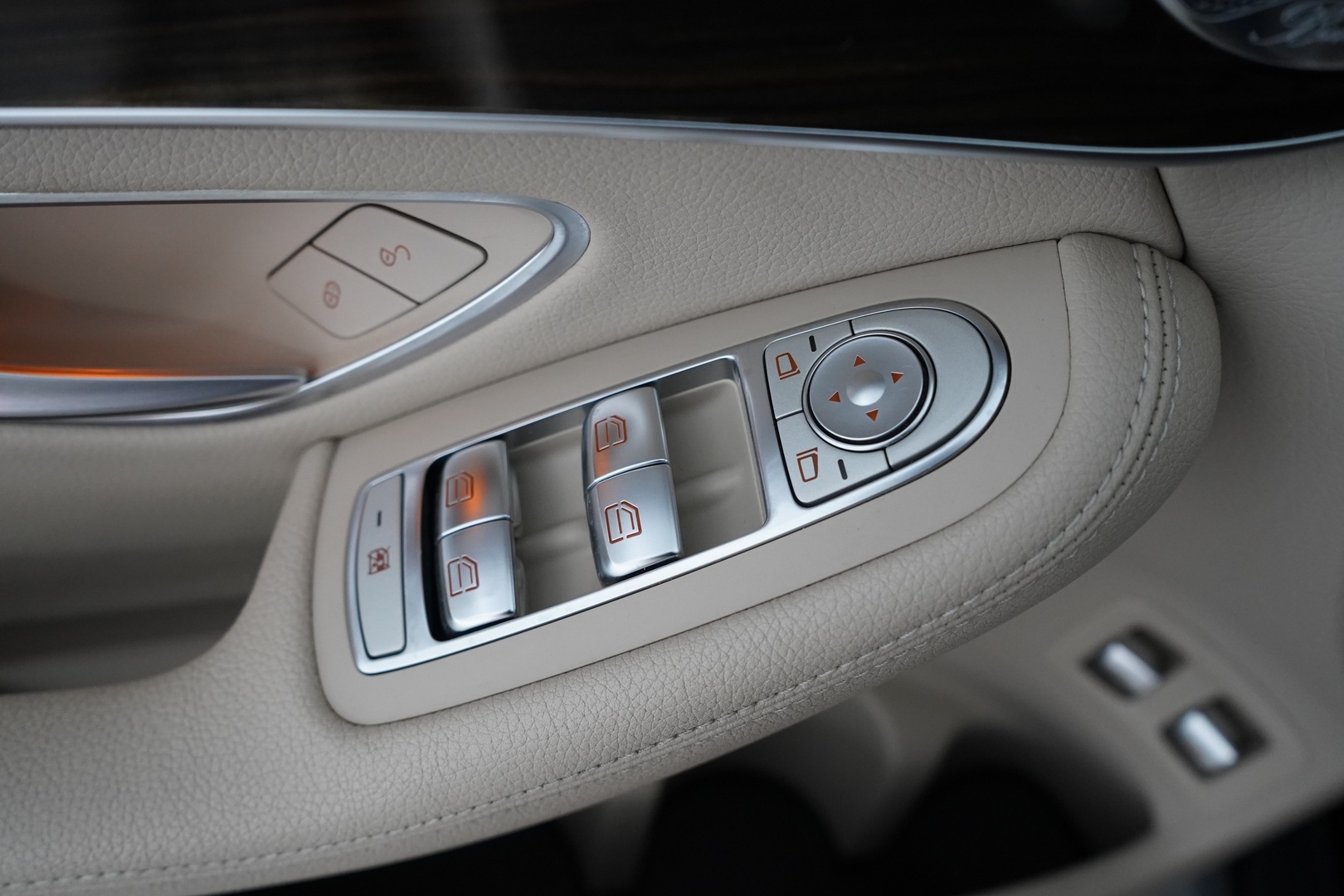 MERCEDES-BENZ GLC 2018