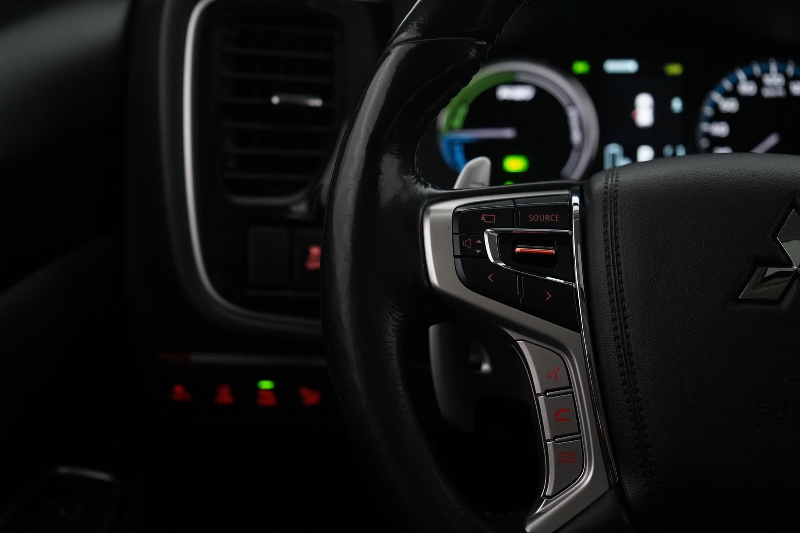 MITSUBISHI OUTLANDER PHEV 2017