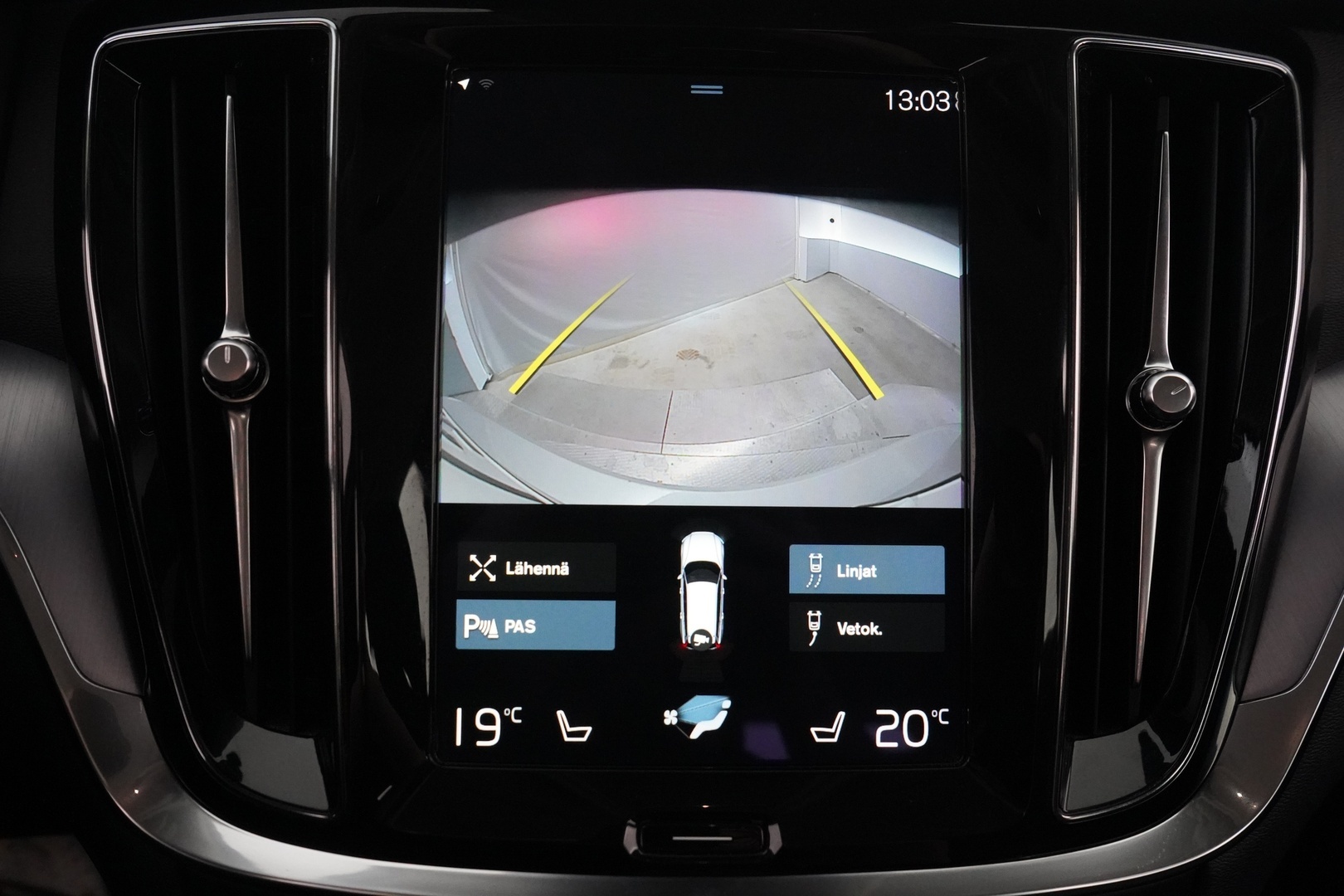 VOLVO V60 2022