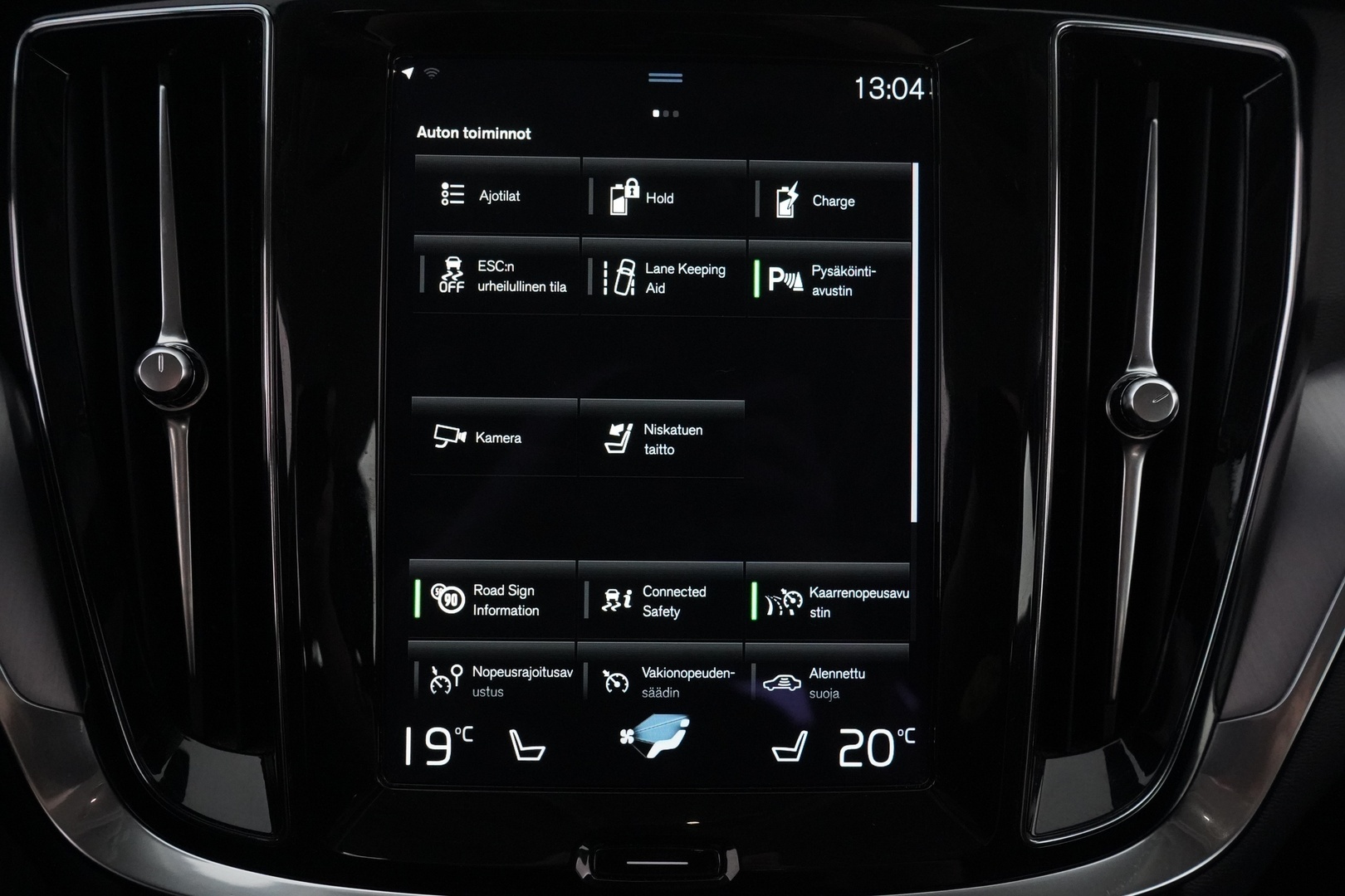 VOLVO V60 2022