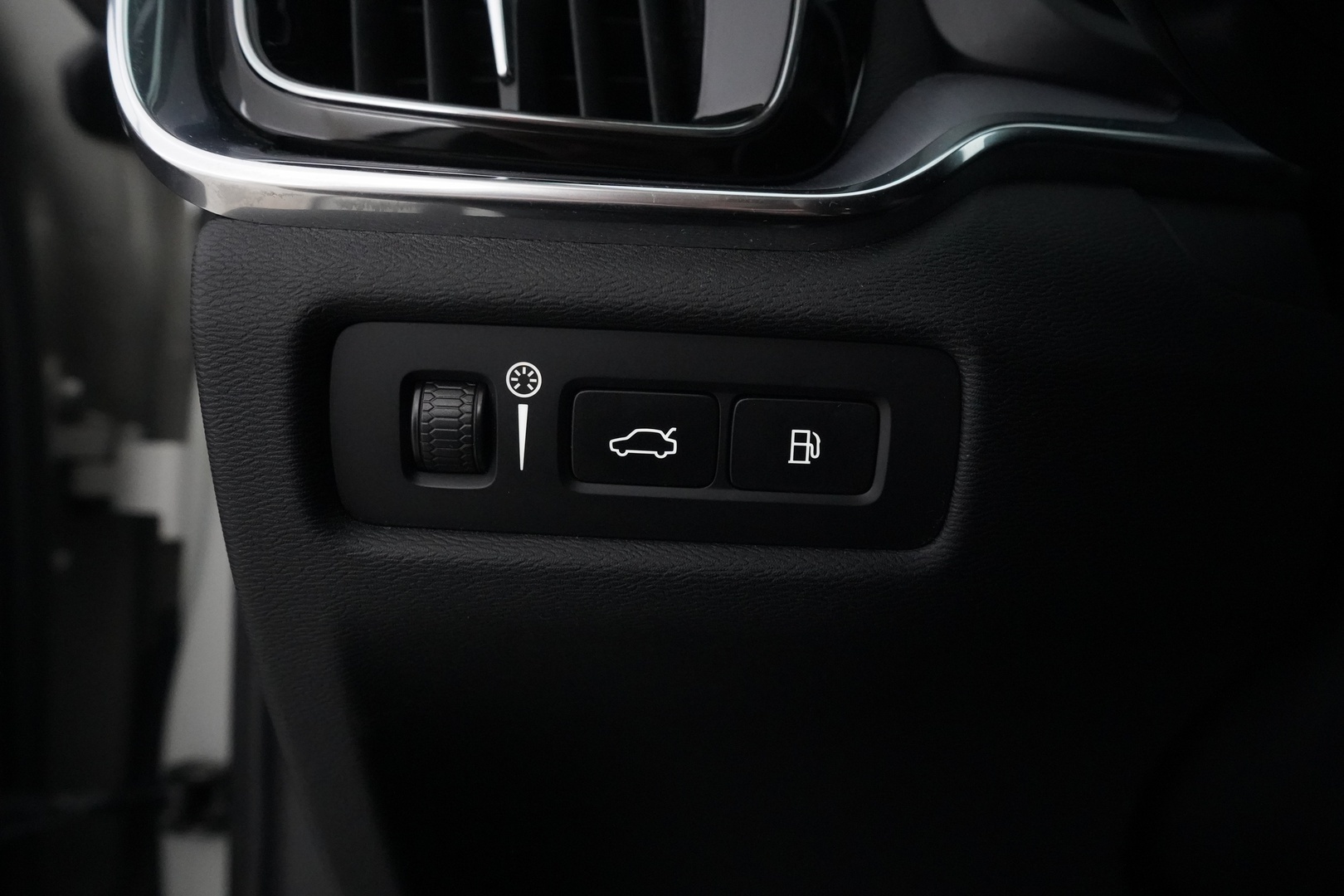VOLVO V60 2022