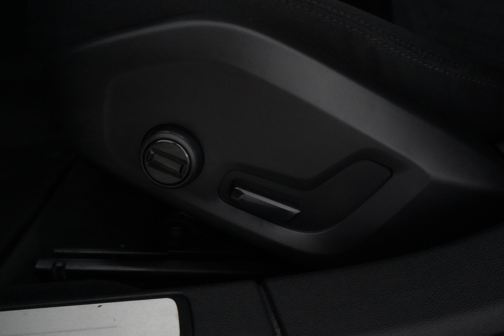 VOLVO V60 2022