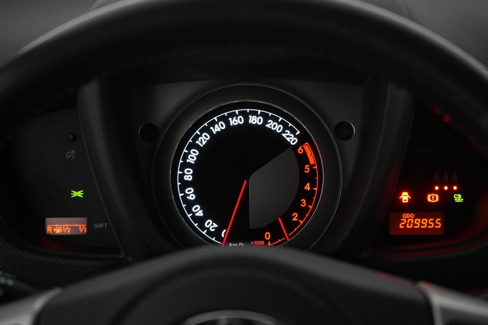 TOYOTA Urban Cruiser 2010