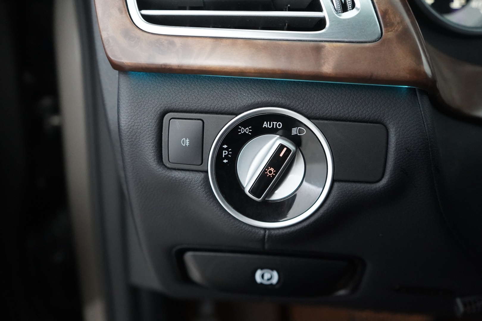 MERCEDES-BENZ CLS 2013