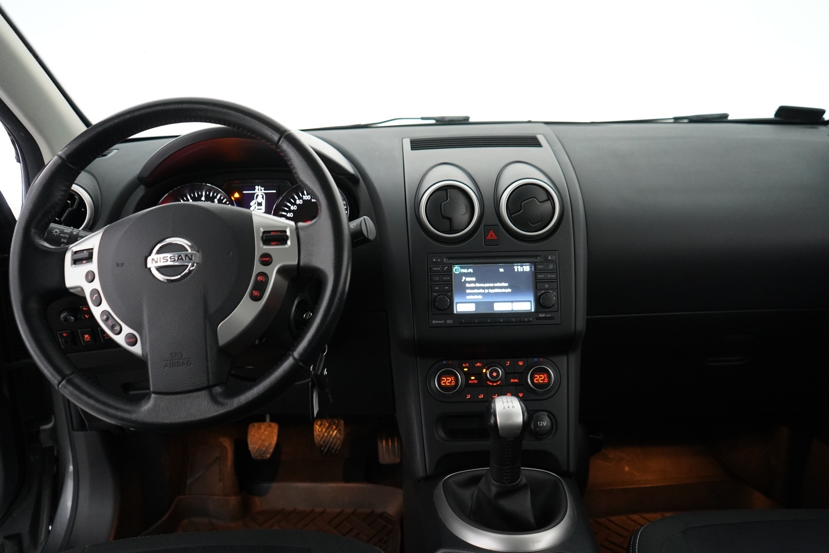NISSAN Qashqai 2013