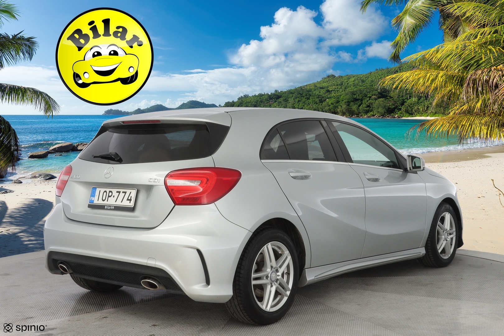 MERCEDES-BENZ A 2015