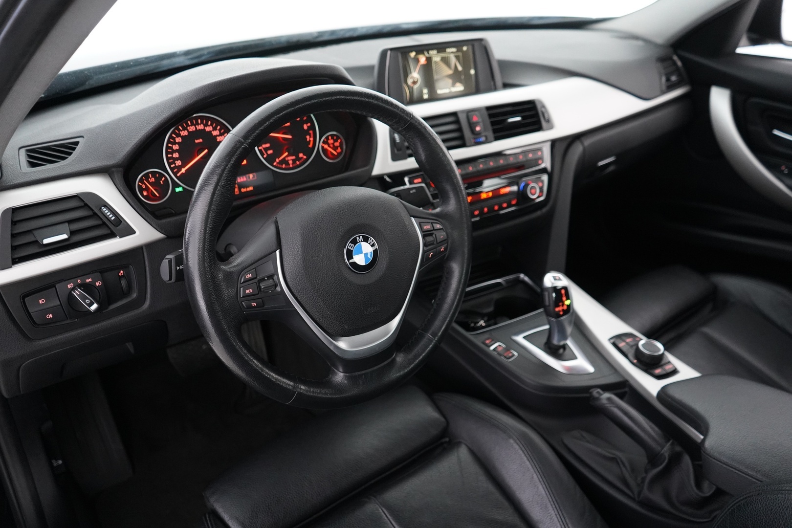 BMW 320 2017