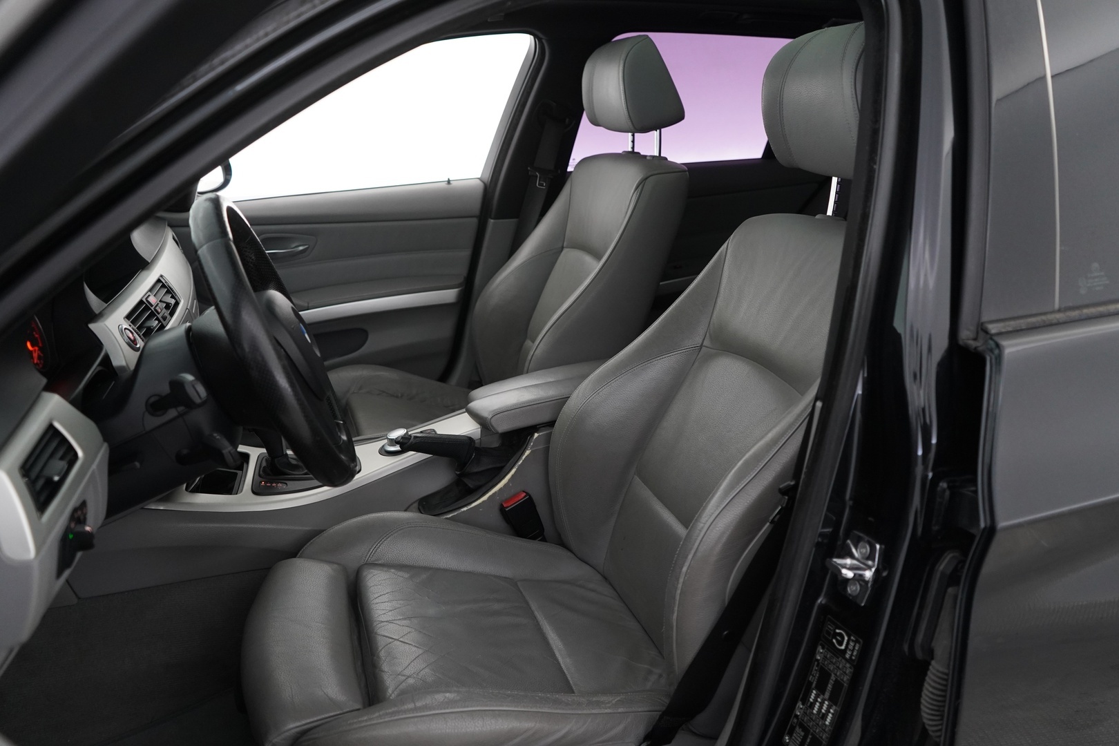 BMW 330 2006