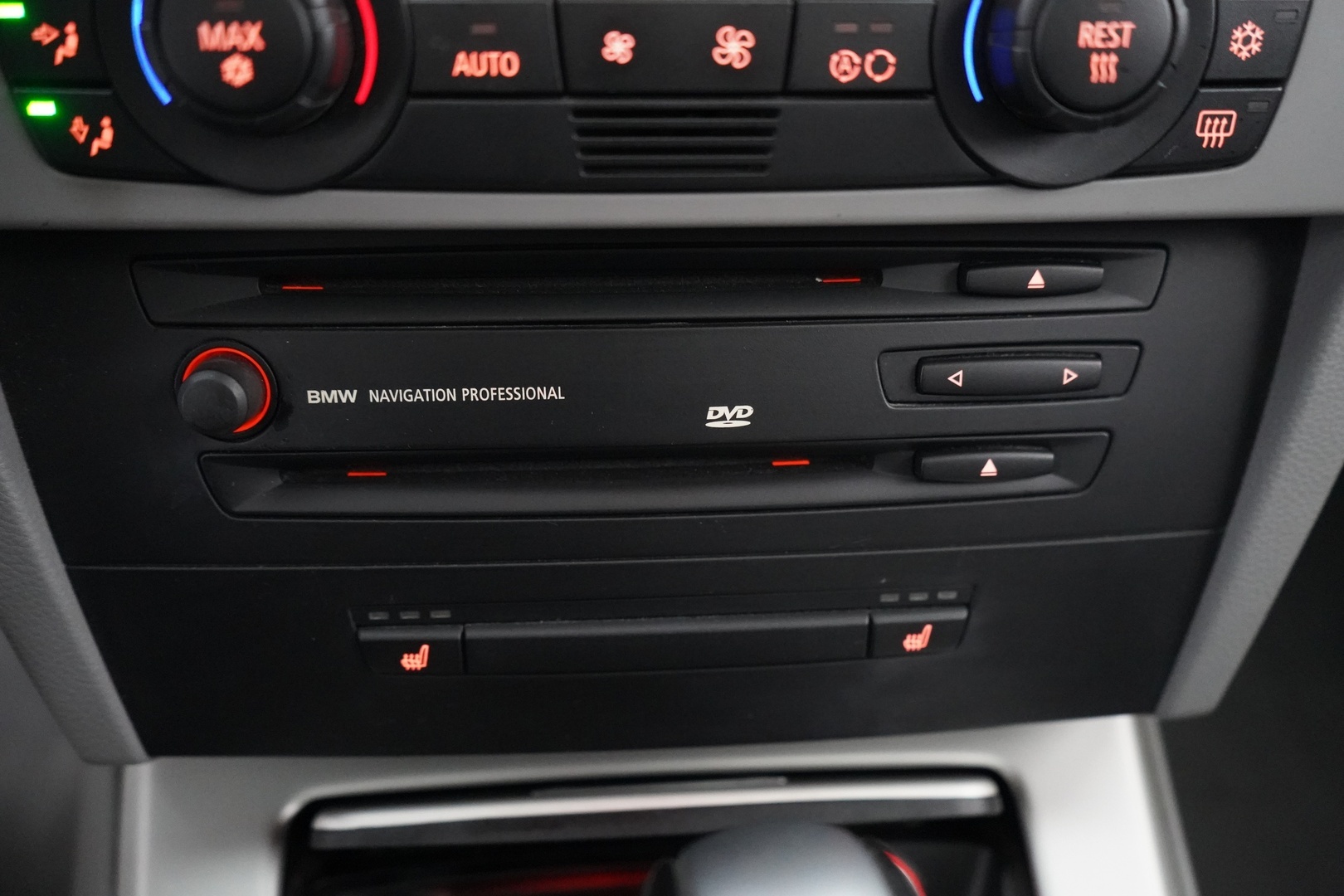BMW 330 2006