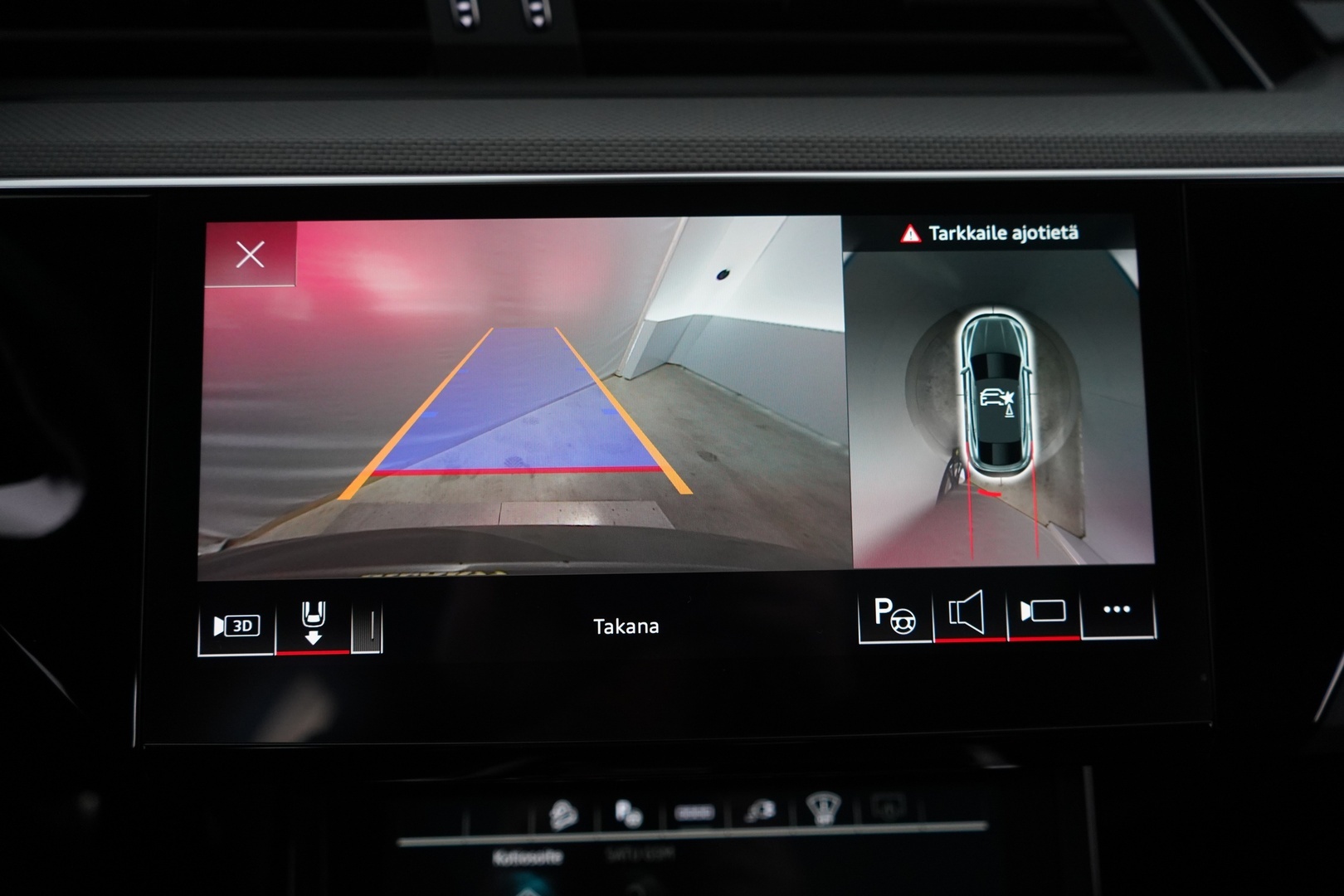 AUDI Q8 E-TRON 2024