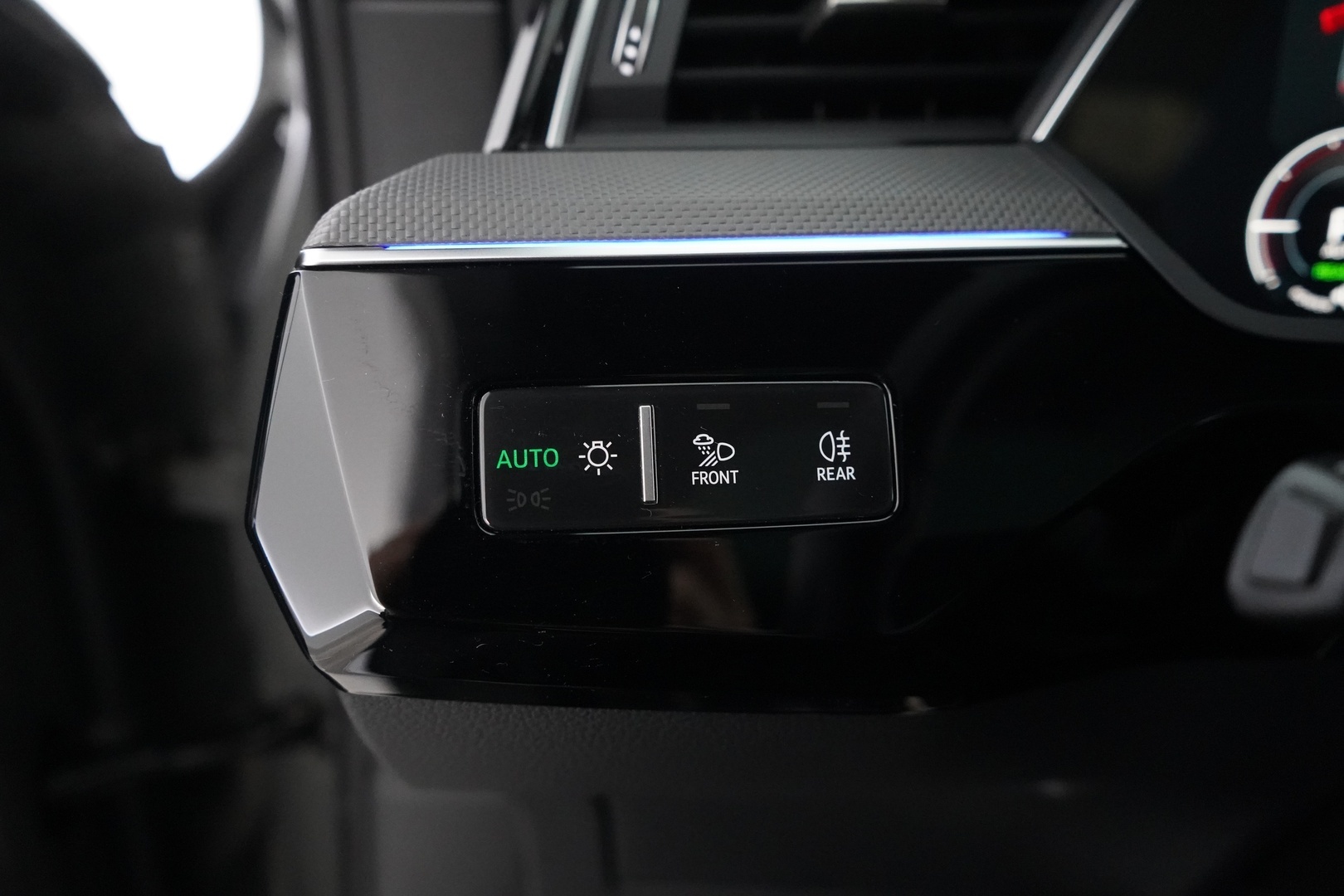 AUDI Q8 E-TRON 2024