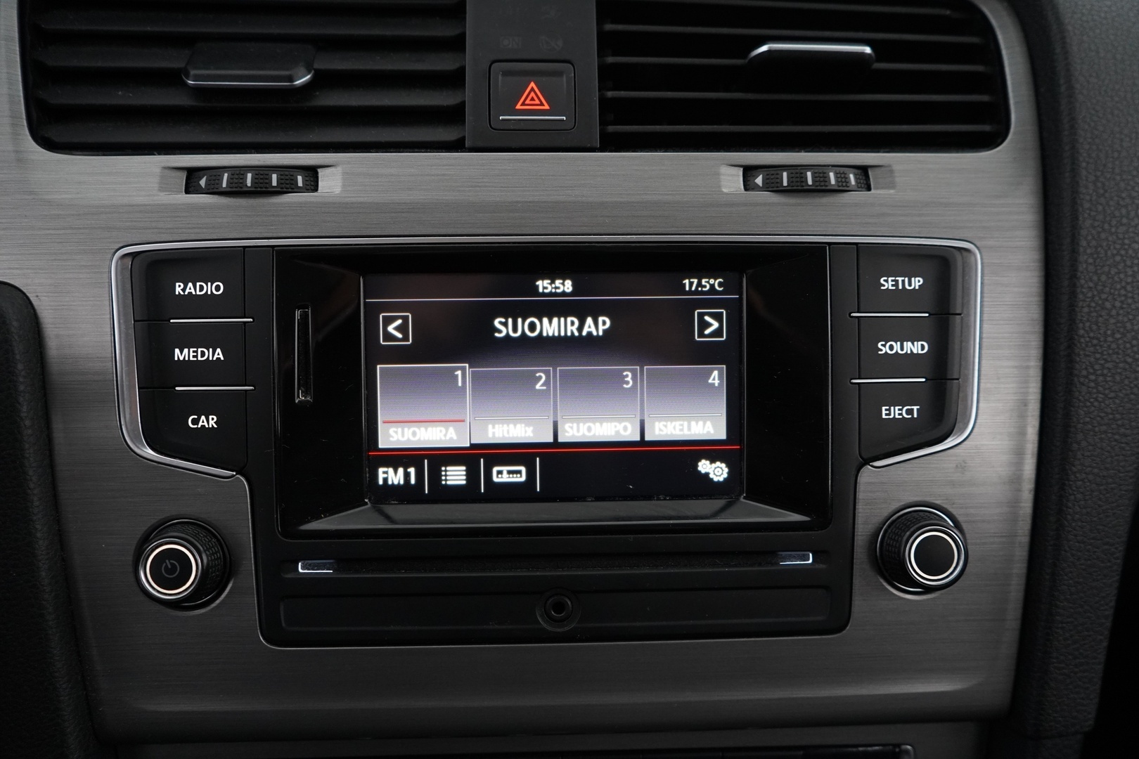 VOLKSWAGEN Golf 2014