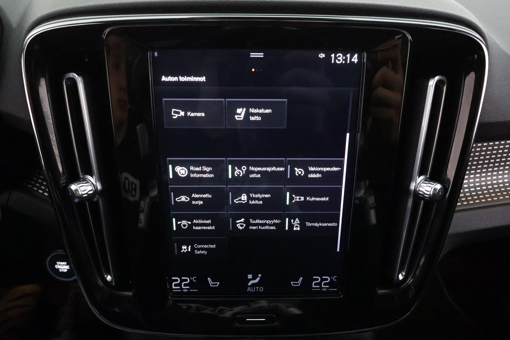 VOLVO XC40 2019