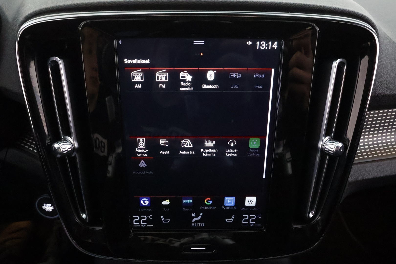 VOLVO XC40 2019