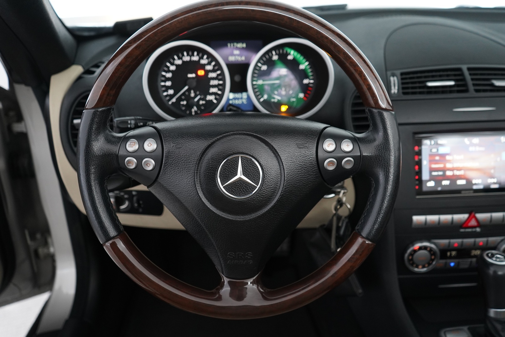 MERCEDES-BENZ SLK 2004