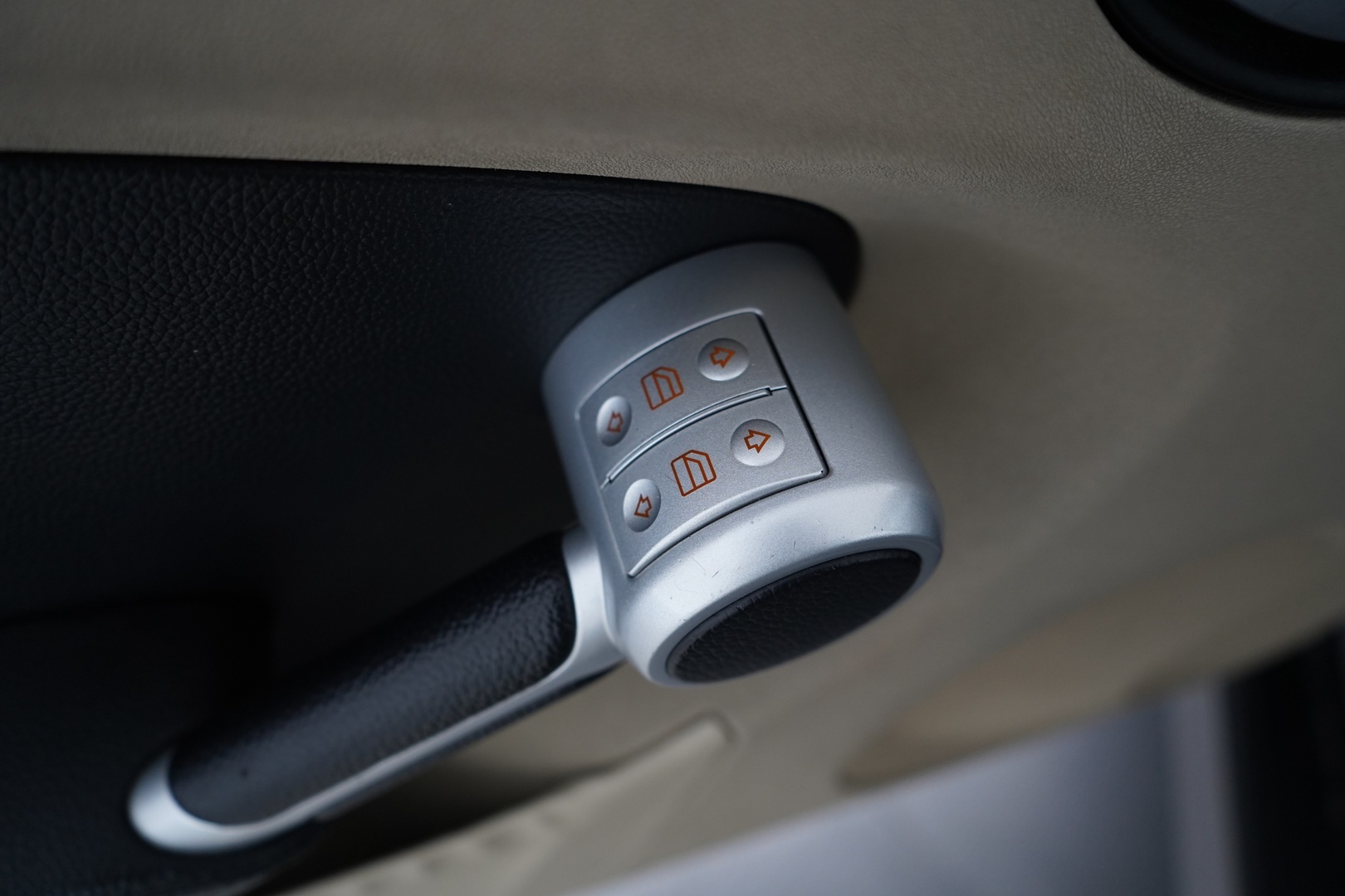 MERCEDES-BENZ SLK 2004