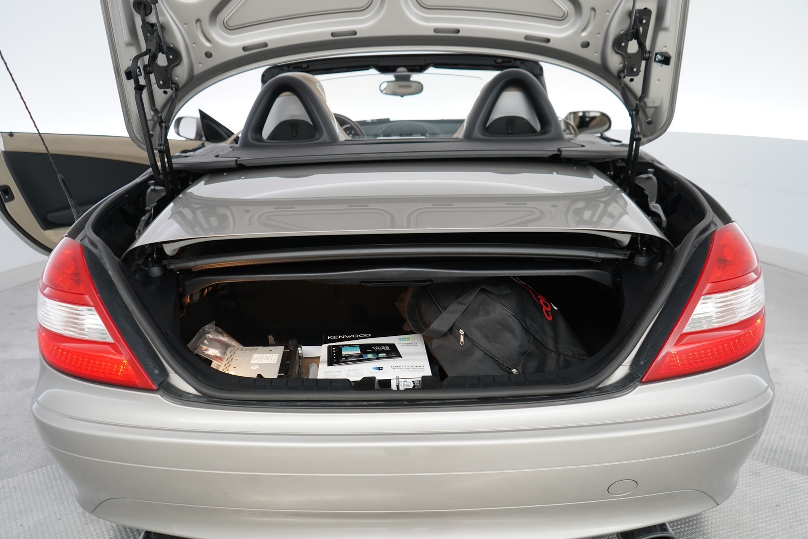 MERCEDES-BENZ SLK 2004