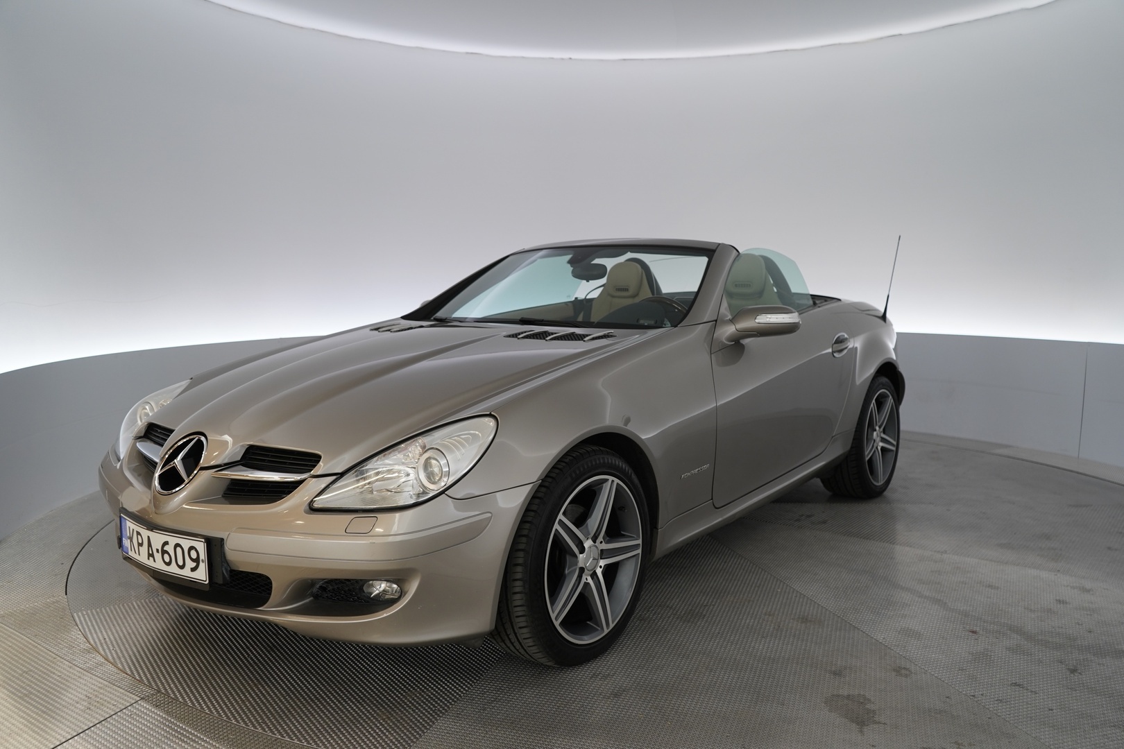 MERCEDES-BENZ SLK 2004