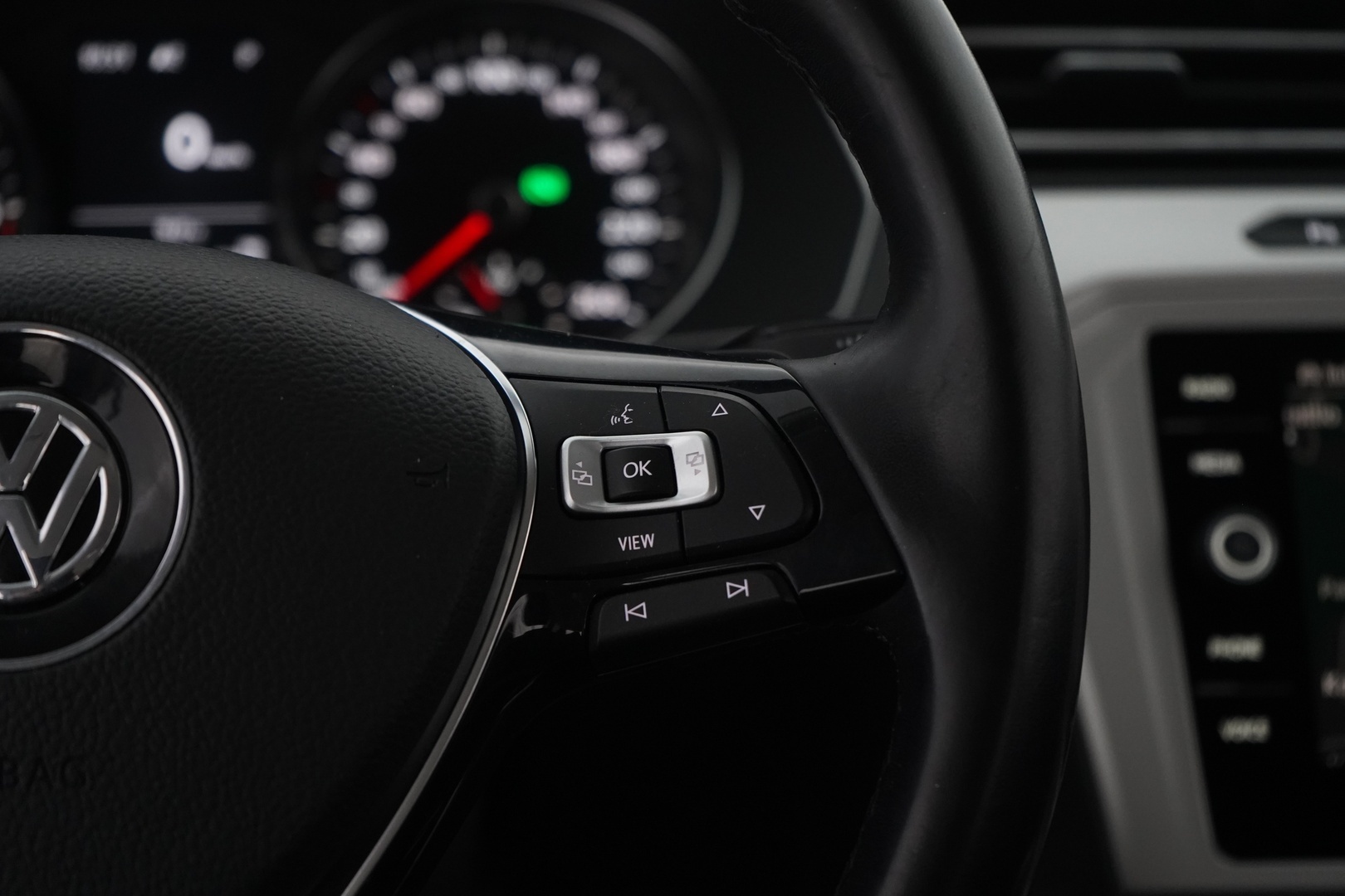 VOLKSWAGEN Passat 2019