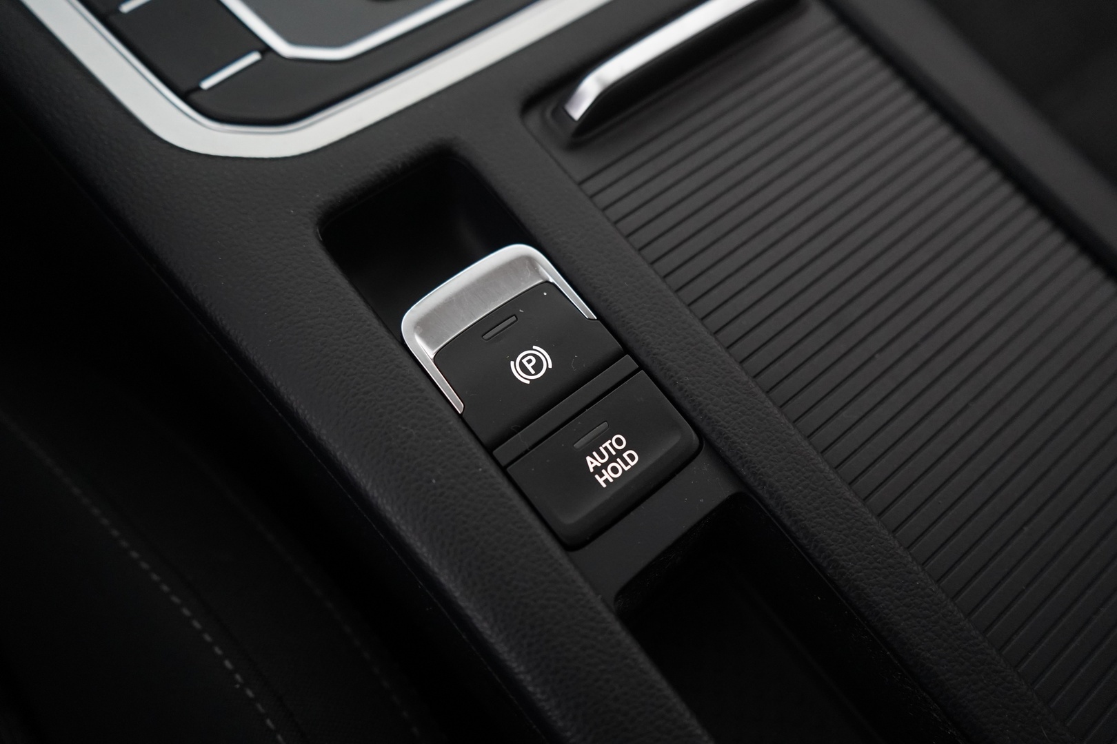 VOLKSWAGEN Passat 2019