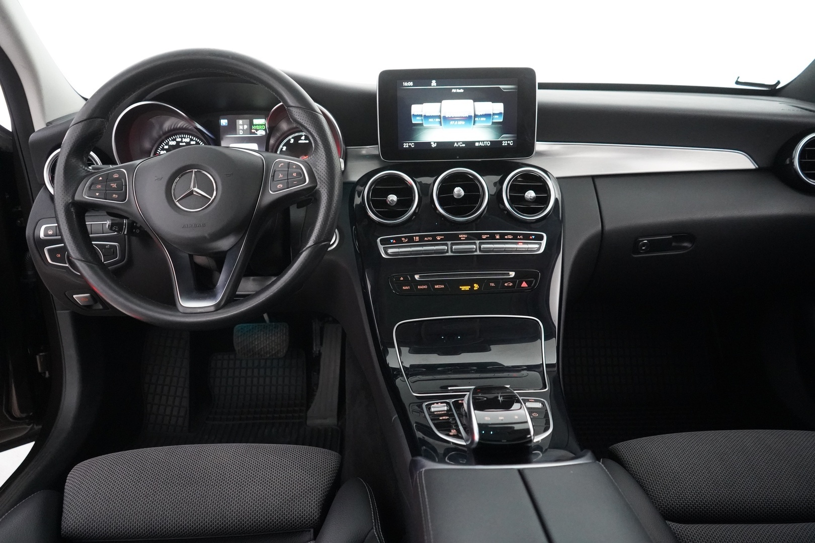 MERCEDES-BENZ C 2018