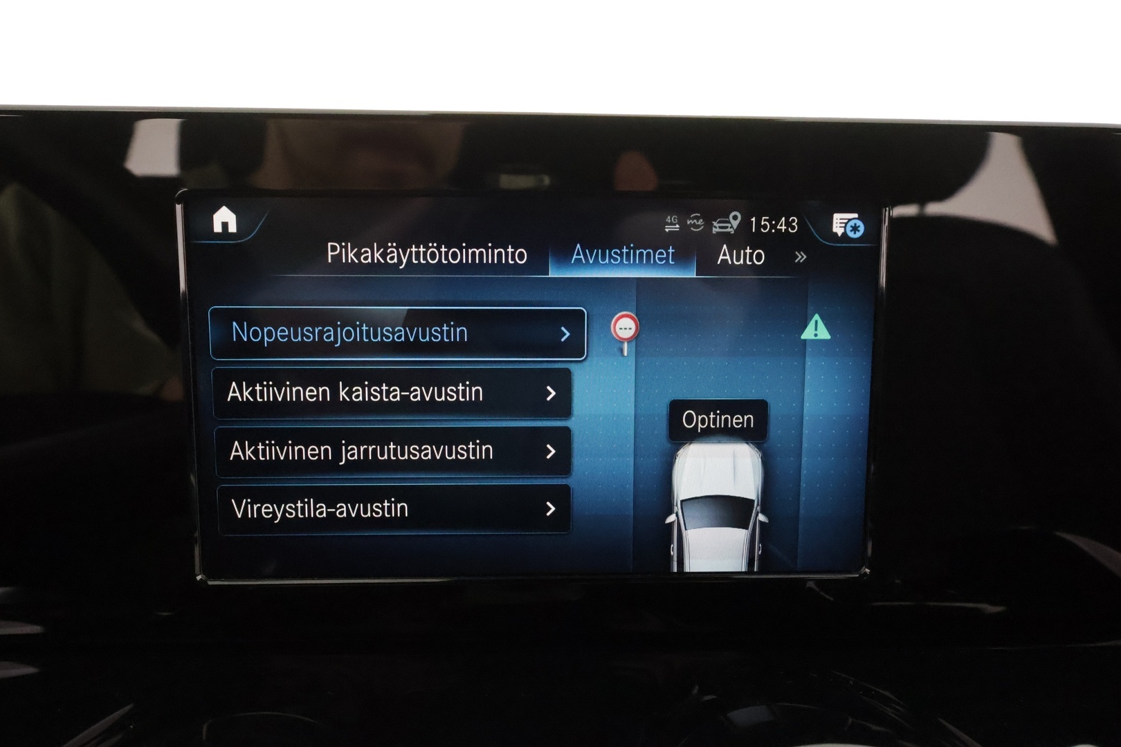 MERCEDES-BENZ GLB 2022