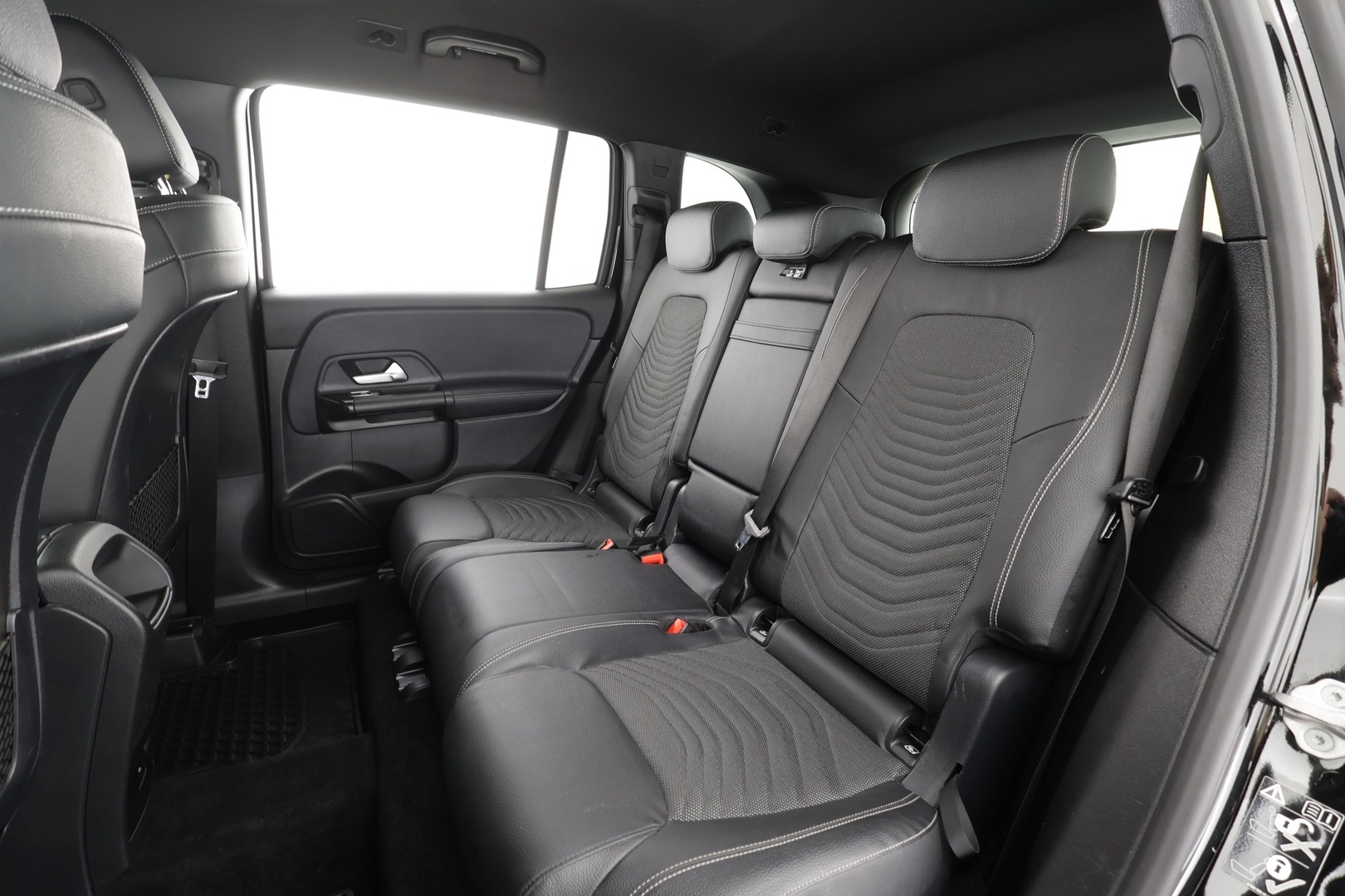 MERCEDES-BENZ GLB 2022