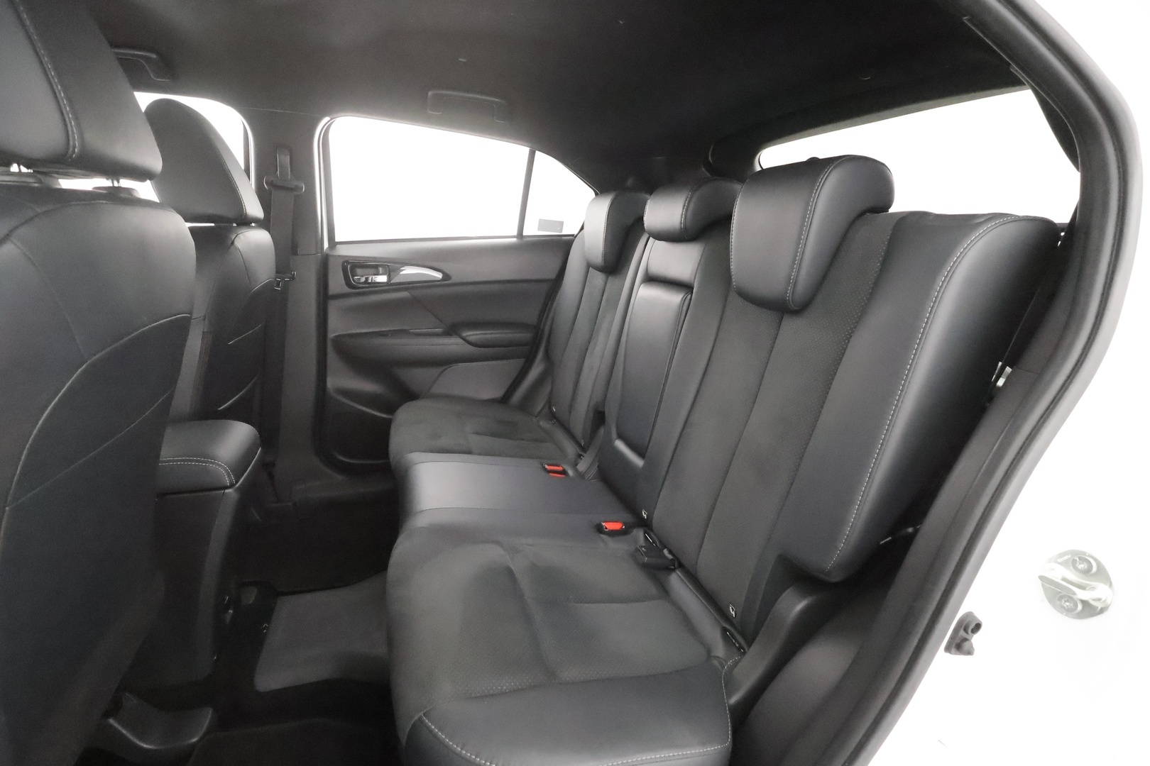 MITSUBISHI Eclipse Cross 2023