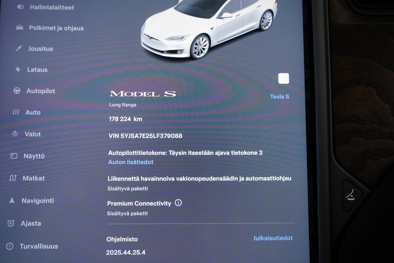 TESLA Model S 2020