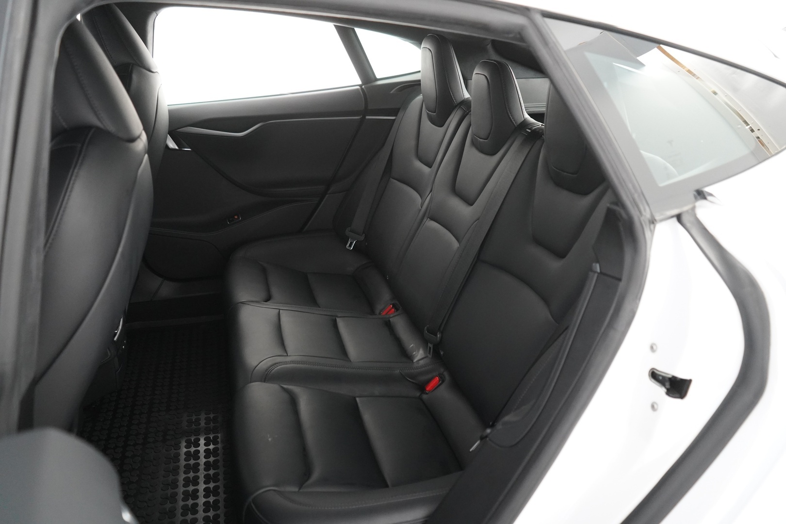 TESLA Model S 2020