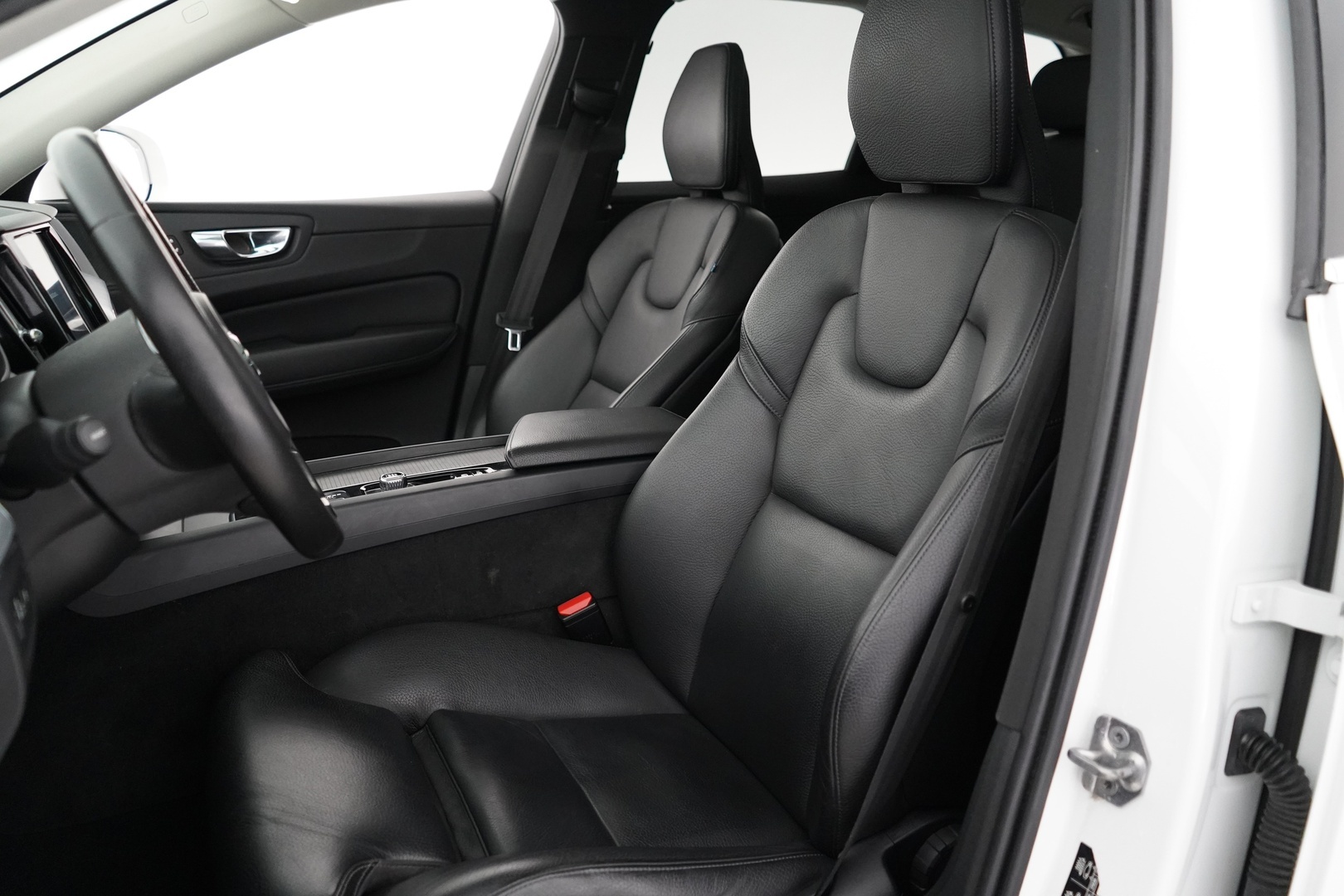 VOLVO XC60 2019