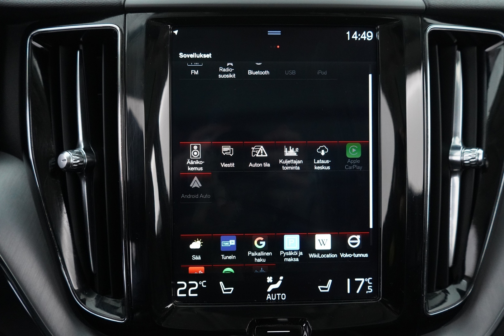 VOLVO XC60 2019