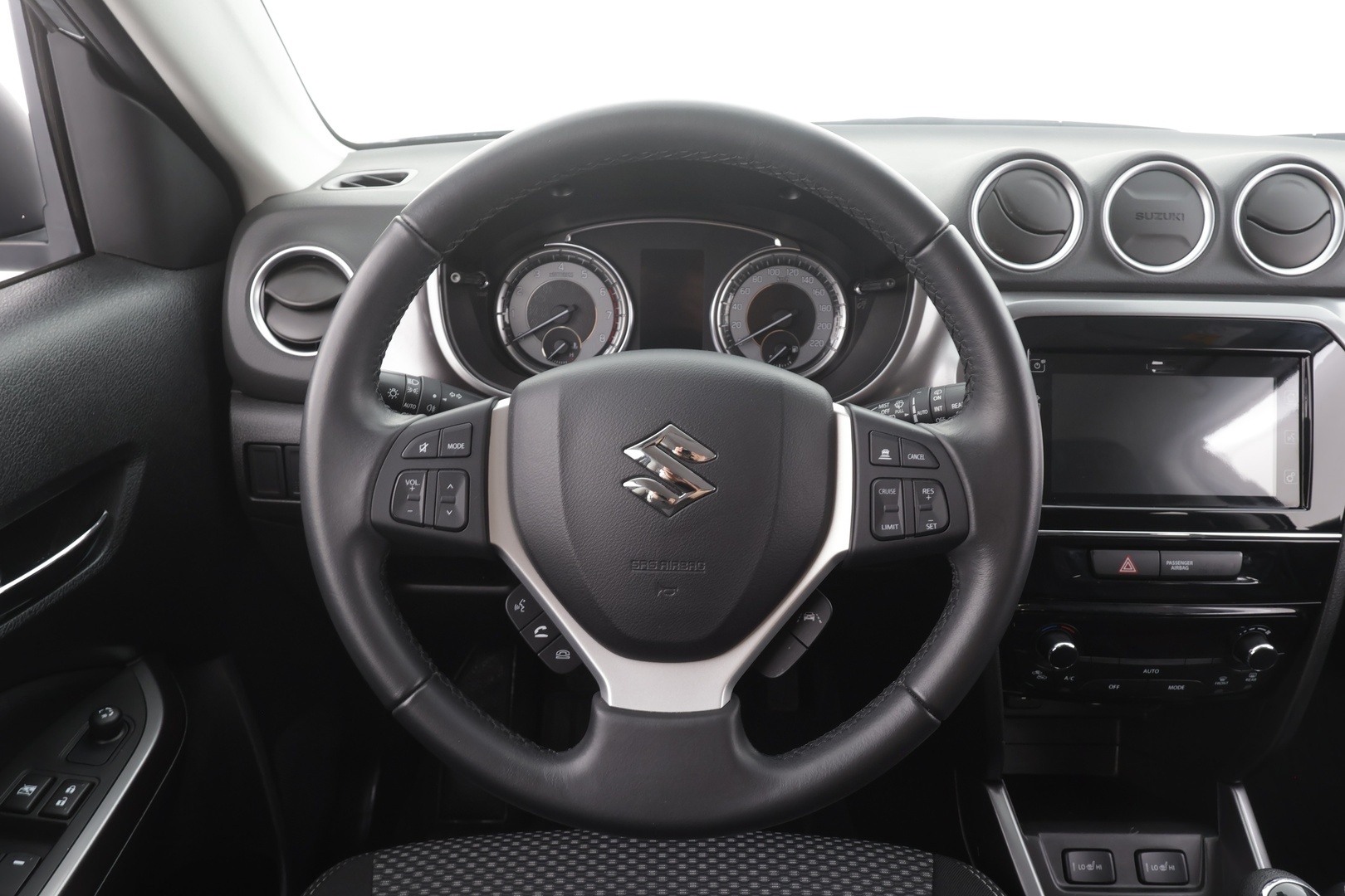 SUZUKI Vitara 2024