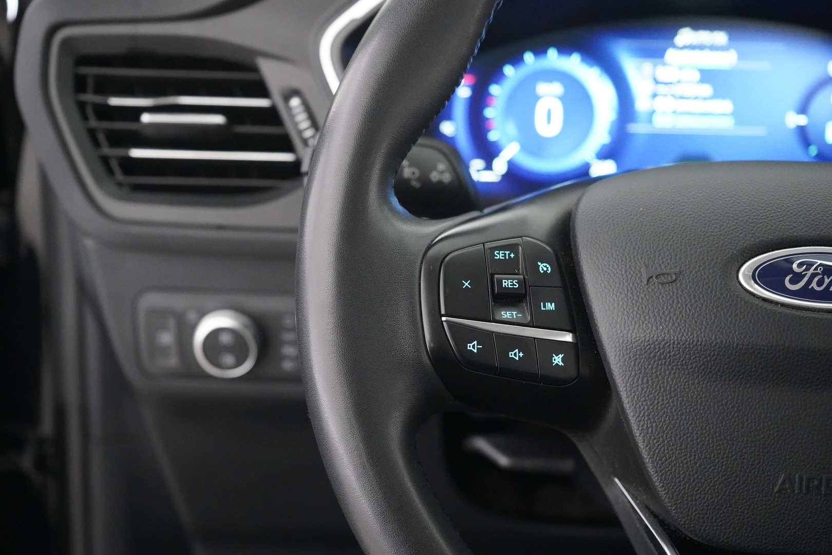 FORD Kuga 2022