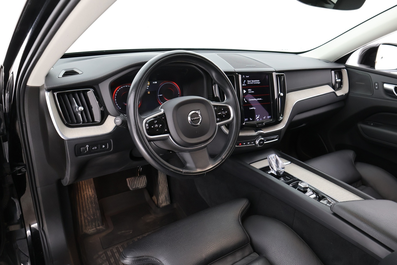 VOLVO XC60 2021