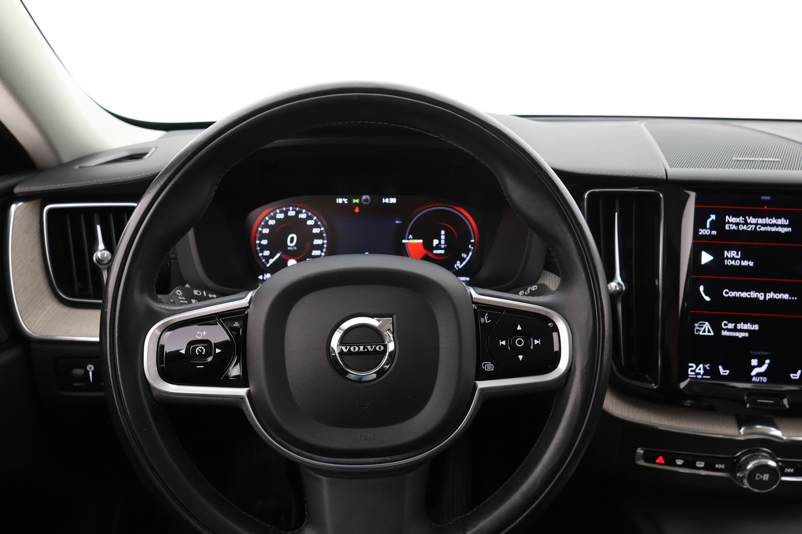 VOLVO XC60 2021