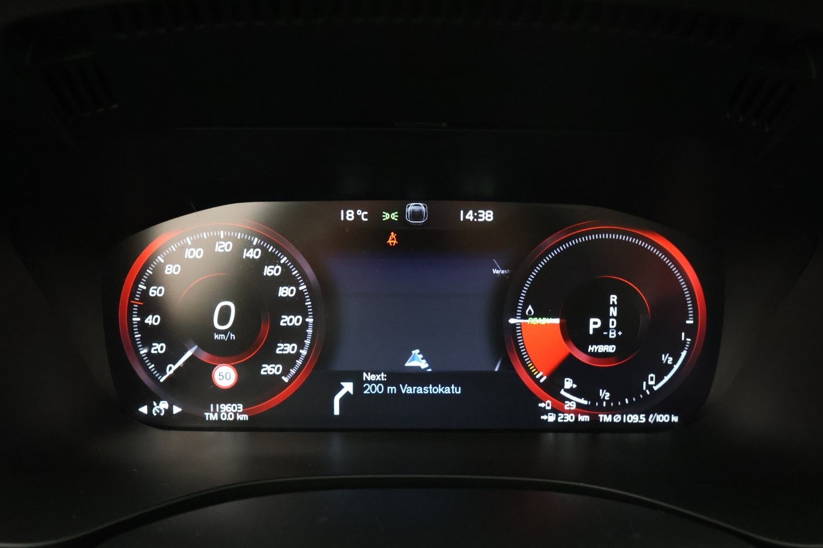 VOLVO XC60 2021