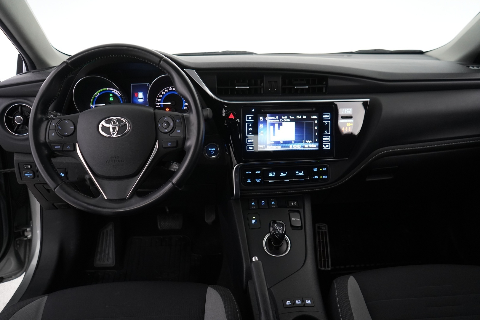 TOYOTA Auris 2017